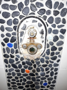Photo de galerie - Remplacement de robinet incasstrable douche 