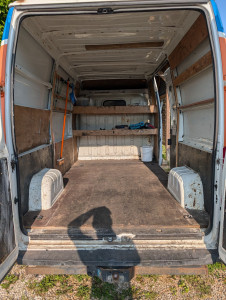 Photo de galerie - Grand camion à disposition