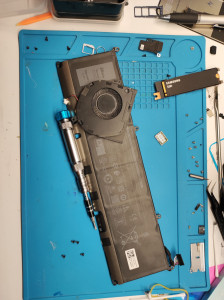 Photo de galerie - Remplacement pièces ordinateur 