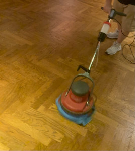 Photo de galerie - Nettoyage maison cours jardin voiture mobil-home toitture appartement local sanitaire ….