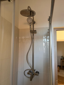 Photo de galerie - Installation d’une colonne de douche 