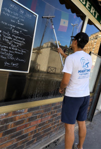 Photo de galerie - À l’écoute et au service  de mes clients 
