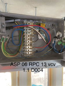 Photo de galerie - Raccordement automate system volet électrique avec multi service.