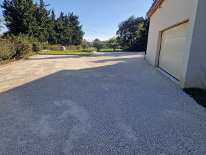 Photo de galerie - Creation parking en tout venant 