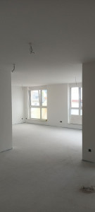 Photo de galerie - Pose de papier ingrain plafond et murs 2 couches de peinture  peinture sur l'ensemble.