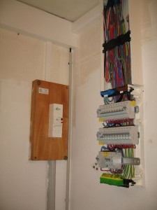 Photo de galerie - Depose, pose d'un tableau electrique et mise au normes 