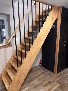 Photo de galerie - Escalier en massif 