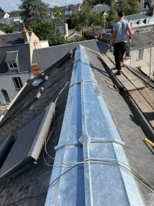 Photo de galerie - Faîtage en Zinc