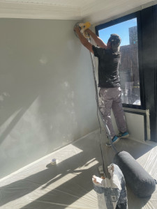 Photo de galerie - Préparation plafond, peinture