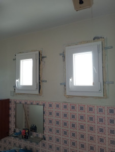 Photo de galerie - Photo avant pose/ habillage panneaux OSB contours de fenêtres 