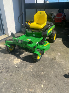 Photo de galerie - Tonte de pelouse - Débroussaillage