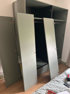 Photo de galerie - Montage d’une armoire de chambre