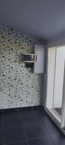 Photo de galerie - Peinture, papier peint et coffrage compteur électrique 