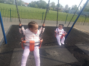 Photo de galerie - Je propose de garder vos enfants, les aider aux devoirs et organiser des activités ludiques en toute sécurité.