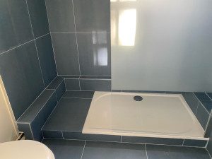 Photo de galerie - Tous travaux de rénovation : plomberie, électricité, carrelage, peinture, montage de meubles et dépannage.
