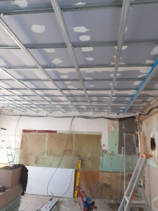 Photo de galerie - Plafond antifeu pour dominos pizza lorient