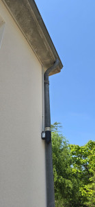 Photo de galerie - Installation caméras avec branchement électrique et programmation de l application. 