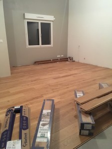 Photo de galerie - Pose parquet collé
