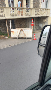 Photo de galerie - Location d’une benne de 3m3 pour évacuation de gravats 