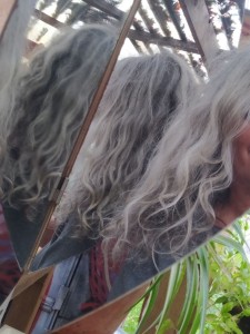 Photo de galerie - ... des cheveux naturels en santé sont des antennes énergétiques puissantes
