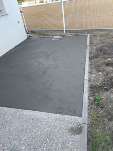 Photo de galerie - Chappe avant pose de carrelage extérieur.