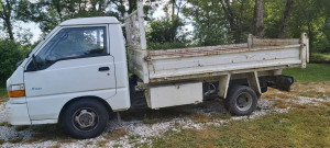 Photo de galerie - Débarrasser gravats déchets verts .