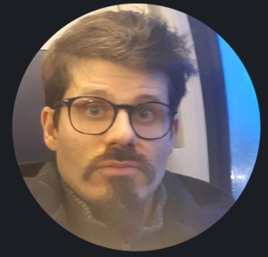 Photo de galerie - Ingénieur en informatique sécuritaire