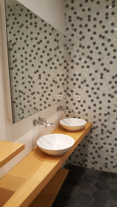 Photo de galerie - Pose de robinetterie encastrée avec vasque et siphon encastrée 