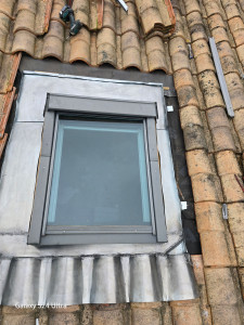 Photo de galerie - Entourage de velux en zinc 