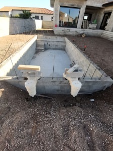 Photo de galerie - Construction d'une piscine en plus de la maison. Votre confiance est importante pour nous :) 