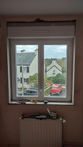 Photo de galerie - Pose d'une fenêtre et finition placoplâtre 