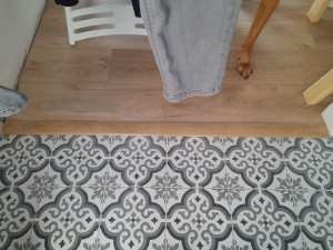 Photo de galerie - Pose carrelage et parquet flottant 