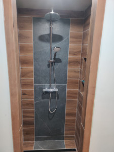 Photo de galerie - Réalisation douche italienne et carrelage 