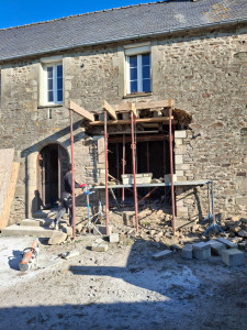 Photo de galerie - Création d'une ouverture dans un murs porteur