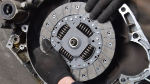 Photo de galerie - Changement d’embrayage 