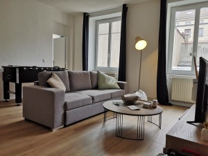 Photo de galerie - Installation mobilier et déco