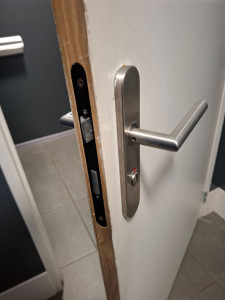 Photo de galerie - Remplacement de poigné de porte 