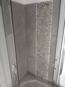 Photo de galerie - Carrelage dans une cabine de douche 
en cours!!