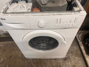Photo de galerie - Dépannage d’une machine à laver 