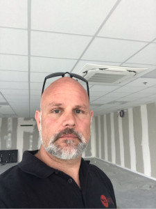 Photo de galerie - Bonjour. je propose mes services pour vous aidez à déménager ou tout autre travail à ma porter. je suis bricoleur et respectueux. vous chercher un Marc gyver je suis là 
