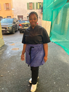 Photo de galerie - Je suis une cuisinière diplômé je recherche la job de ménage aussi. Merci