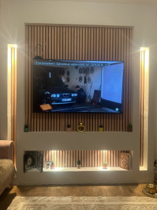 Photo de galerie - Réalisation de décoration murale + installation de la télé 