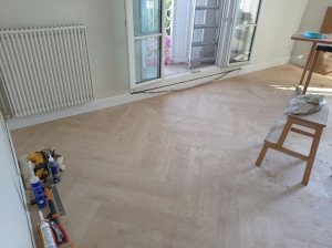 Photo de galerie - Pose parquet en bâton rompu 