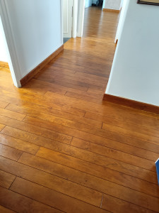 Photo de galerie - Rénovation de parquet (ponçage et vernit)  