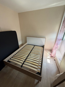 Photo de galerie - Lit double + sommier 