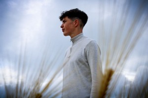 Photo de galerie - Mon ami d'enfance : shooting photo pour son compte Instagram.