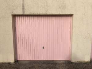 Photo de galerie - Réalisation peinture porte de garage 