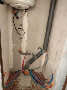 Photo de galerie - Canalisation évacuation et alimentation en eau 