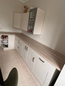 Photo de galerie - Pose vinyle sur plan de travail cuisine 