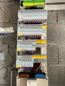 Photo de galerie - Installation d'un tableau électrique